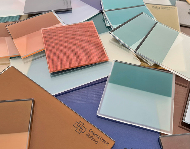 Die ColorQuant solar technology mit ihren speziellen PV-optimierten Farben eröffnet Architekten und Designern die Möglichkeit, PV-Module ­optisch ansprechend in die Gebäudehüllen zu integrieren.