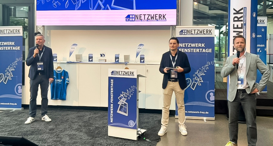 Einen Akzent setzte Solarlux-Hausherr Stefan Holtgreife. Er warb zum Auftakt dafür, Verantwortung zu übernehmen, Entscheidungen zu treffen und Dinge anzupacken.