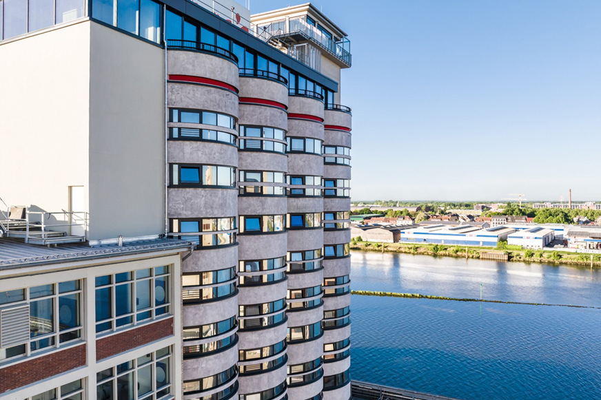 Aus dem rund 40 Meter hohen Getreidesilo der ehemaligen Kellogg´s Werke entstand auf der Bremer Überseeinsel ein Designhotel, das als bau- und gebäudetechnisches Meisterstück gilt: das John & Will Silo-Hotel.