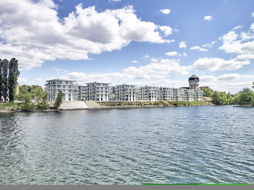 Das Wohngebäudeensemble „Joy am Ufer“ in Mannheim bietet mit 89 Eigentumswohnungen urbanes Flair inmitten von grüner Natur. - © Foto: Benjamin Seifert / Lübke+Wiedemann KG
