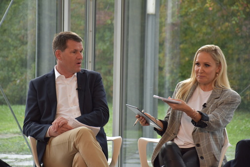 Weru-COO Dr. Frank Fleissner im Interview mit Janine Kunze