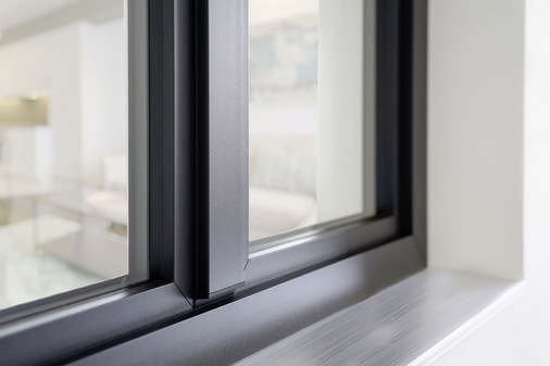 Die Bautiefe bei Gealan Linear ist schmal, die ­Ansichten schlank, die Profile geradlinig.