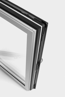 Für Aluminiumfenster unterschiedlicher Größe und Ausführung entwickelte Winkhaus das Beschlagsystem aluPilot. - © Winkhaus

