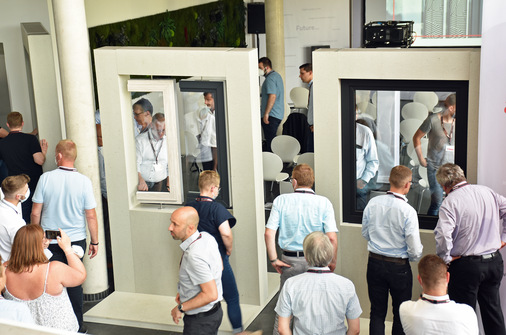 Eindrücke vom aluplast Innovationstag 2021, auf dem das neue energeto neo vorgestellt wurde.