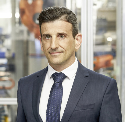 Für Enzo Viola, CEO von elero und der Geschäftseinheit Sun Shading Solutions, stehen im Fokus der Aktivitäten die Kunden und die Lieferfähigkeit der Produkte.