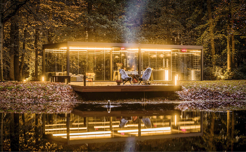 Eingebaute Licht- und Heizelemente sorgen nicht nur am Abend für eine angenehme Temperatur, und das richtige Ambiente.