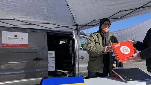 Die Mitarbeiterinnen und Mitarbeiter von Kömmerling und profine allgemein machen sich für die humanitäre Spendenaktion für die Ukraine stark.