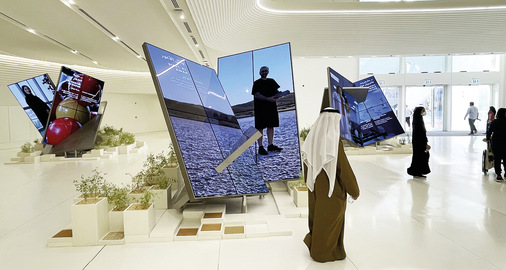 Im Inneren können die Besucher sechs interaktive Installationen erleben. - © Foto: Olaf Vögele
