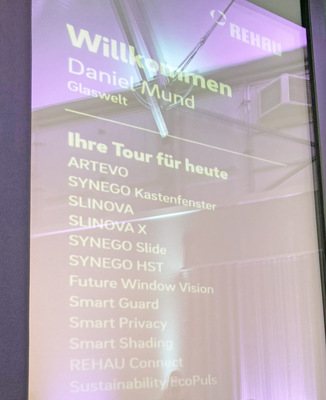 Pressetermin bei Rehau in Erlangen zur Eröffnung der WOW, der World of Windows.