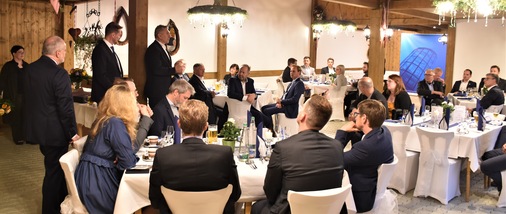 Der „Oscar“ der FLG wurde bereits 2020 ermittelt. Jetzt konnte endlich die Verleihung in einem würdigen Rahmen geschehen.