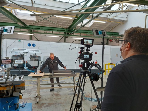 Bild vom Dreh in der Hueck Werkstatt und im Filmstudio