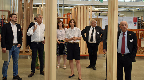 Es gab während des Kongresses die Gelegenheit die hochmoderne Produktion bei Solarlux zu besichtigen.