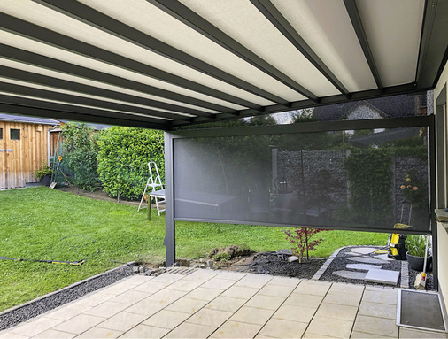 Die Tücher für die Terra-Baureihe sind in unterschiedlichen Dessins erhältlich, die Terra Side M zusätzlich auch mit einem transparenten Tuch.