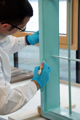 … das klassische Streichverfahren – und zwar nicht nur in Weiß, sondern auch in vielen weiteren Farbtönen.