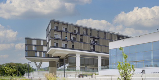 Beschattungs- und Insektenschutzsysteme sind bei den 120 Einzelzimmer Standard.