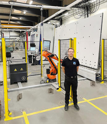 Durch Roboterbeladung konnte Jacob Østergaard den  Output   seiner   systron   es1   Säumanlage   um   40 %   steigern.﻿