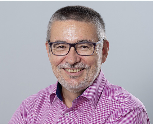 Mastermind des öst﻿erreichischen Fenster-Türen-Treffs: Peter Schober, Leiter des Fachbereichs „Fassaden, Fenster, Türen und Beschläge“ an der Holzforschung ­Austria. Der nächste Fenster-Türen-Treff findet statt am 4. und 5. Mai 2023 in Salzburg.