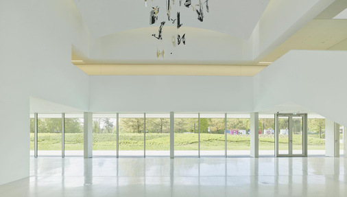 Das neue Montblanc-Gebäude in Hamburg verfügt auch über lichtes Atrium im Inneren.