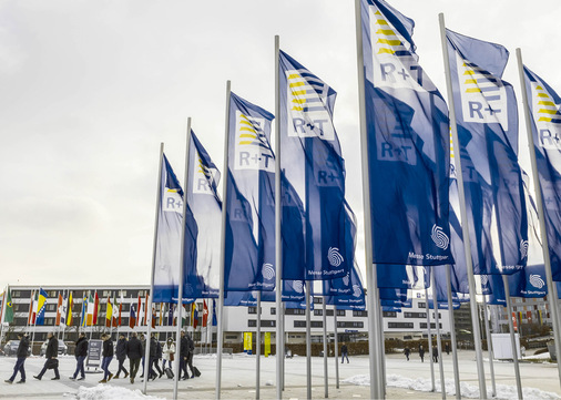 Vom 19. bis 23. Februar 2024 öffnen sich wieder die Tore der R+T – Weltleitmesse für Rollladen, Tore und Sonnenschutz – in Stuttgart. - © Foto: Landesmesse Stuttgart
