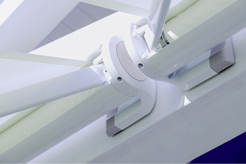 Kassette und die Wandhalterung sind zu einem einzigen Element verbunden.