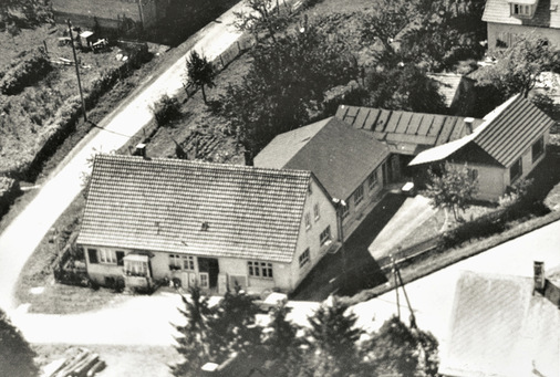 1958 hat sich das Unternehmen bereits auf die Produktion 
von Holzfenster konz﻿entriert. - © Foto: Kneer-Südfenster
