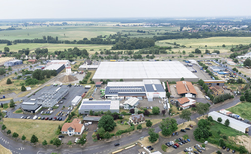 ﻿Growe wuchs stetig und expandierte 1994 mit der ­Errichtung des Werkes Wittstock in Brandenburg.