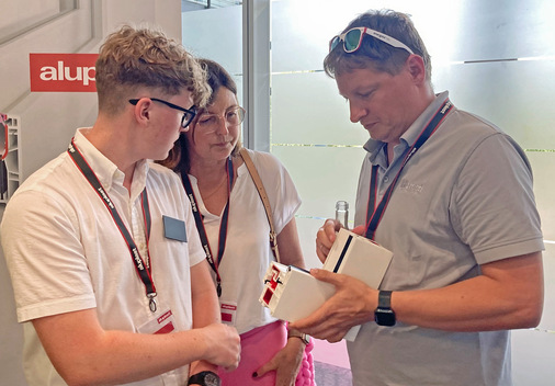 Das Führungs-Team von aluplast-Verarbeiter brand Fenstertechnik  beim aluplast neo day.
