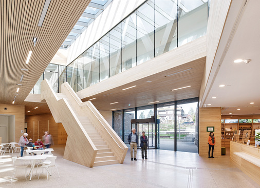 Der Entwurf des neue Nationalparkzentrums verbindet auf gelungene Weise auch den Brandschutz mit Glas und Holz, hierbei kamen Systeme vom Promat zum Einsatz.