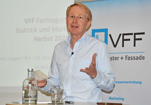 Martin Langen erläuterte in Frankfurt die zukünftigen Marktpotenziale hinsichtlich des notwendigen nachhaltigen und klimaneutralen Bauens.