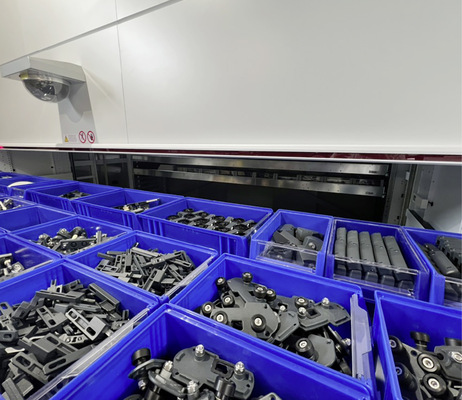  Je nach Anforderung zur Kommissionierung können die Schubladen individuell nach Baugruppen oder kompletten Markisentypenreihen bestückt werden. 