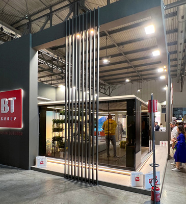  Mit dem Typ R608 Pergosky hat dei BT Group eine ­bioklimatische Pergola mit einem raffinierten und ­innovativen Design geschaffen.﻿ 