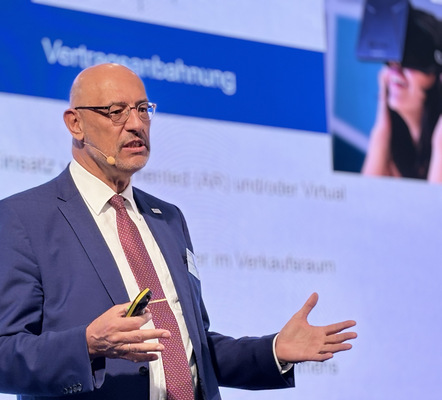  Prof. Christian Niemöller von der SMNG beleuchtet die rechtliche Seite der Digitalisierung