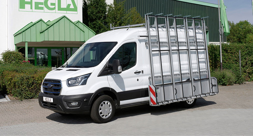 Handwerker, die in Innenstädten ihre Lieferfahrten erledigen, dürfen mit ihrem elektrischen Transporter in die Umweltzonen einfahren, wo ein Diesel-Fahrzeug oftmals nicht mehr so einfach hinkommt.