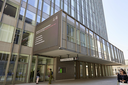 Ein Schwerpunkt der Maßnahmen war die energetische Optimierung der Gebäudehülle – hier kommen hochwertige 2fach-Isolierverglasungen zum Einsatz.