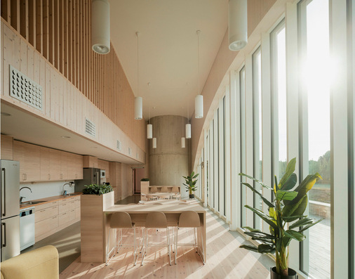 Die schaltbaren ConverLight Gläser übernehmen bei Bedarf den Sonnenschutz