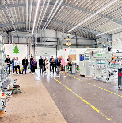 Besucherinnen und Besucher hatten sich bei den stark nachgefragten Betriebsführungen und in der Maschinenhalle umfassend über die Technologie von Urban und Schirmer informieren können.