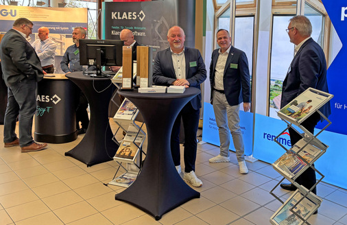 Umfassende Ausstellung auf dem CNC-Forum von Weinig (hier der Stand von Remmers)