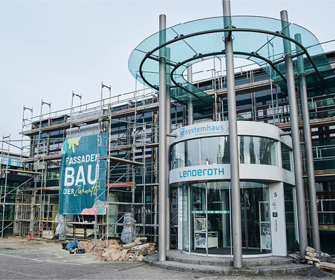 Das Lenderoth-Gebäude während der Umbauarbeiten