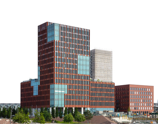 Bei der 10 800 m² großen Hauptfassade des Edge ElbSideNeubaus in der Hamburger HafenCity handelt es sich um eine elementierte Aluminium-Fassade bestehend aus Sonderprofilen, System Schüco.