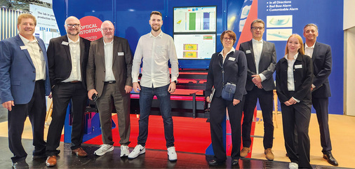 Das Team von Viprotron verzeichnete eine rege Kunden-Nachfrage auf der glasstec 2024