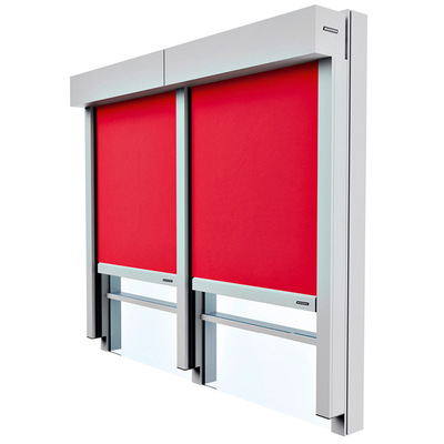 Die Führungsschienen der ­Markisen werden optischer Bestand­teil der Pfosten-Riegel-Fassade.