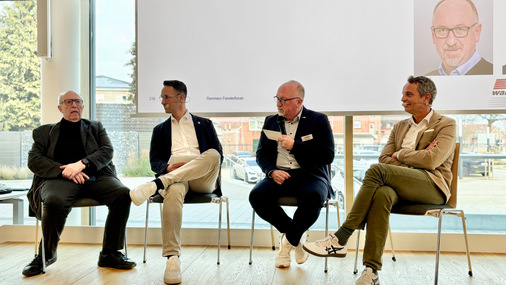 Talkrund v.l.: Reiner Calmund, Andreas Lindau, Martin Stöger und Bernhard Heusler.