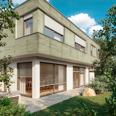 Keine Seltenheit: unterschiedlicher Sonnenschutz im selben Haus. Umso besser, wenn die verschiedenen Anforderungen mit nur einem einzigen Kasten­system umgesetzt werden können.