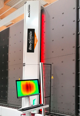 Der BowScanner wird vertikal installiert und lässt sich einfach in bestehende Produktionslinien integrieren.