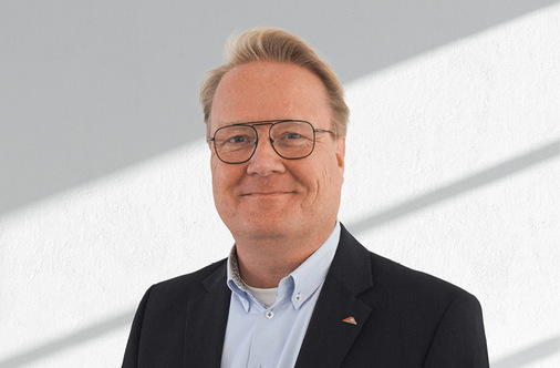 „Unsere Komplettlösungen beweisen, dass sich funktionssichere Außentüren mit hohem Bedienkomfort und Sicherheitsniveau komplett mit Roto-Technik realisieren lassen“, so Tom Vermeulen, Business Development Manager Door der Roto Frank Fenster- und Türtechnologie GmbH.