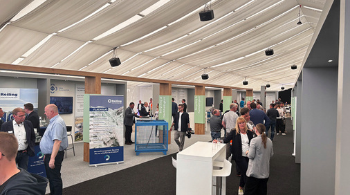 In einem Exponatbereich wurde auf 700 m² Fläche u. a. das Thema Nachhaltigkeit entlang der gesamten Wertschöpfungskette bespielt.