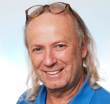 Claudius Freiberg: Experte für Oberflächensanierung in Sachen PVC, Holz, Aluminium und Glas