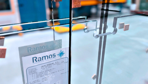 Höchste Qualität bei komplexen Bearbeitungen: ­wasserstrahlgeschnitten, ­geschliffen und poliert mit systron proHD-Technologie.