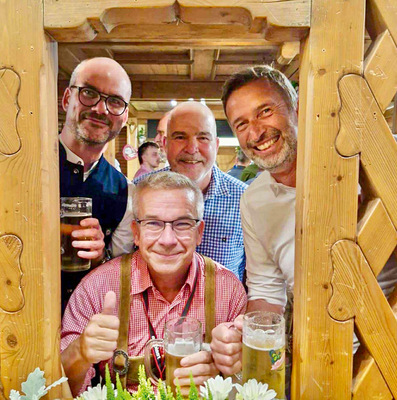 Schnappschuss vom bayrischen Festabend.