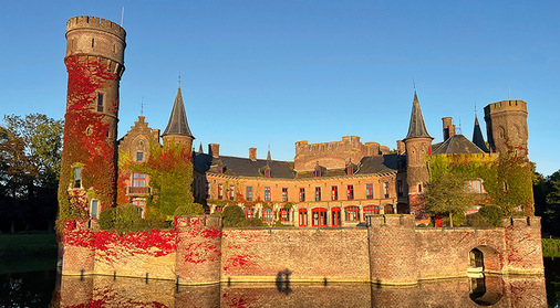 Als wichtiges belgisches Kulturerbe ist das Wasserschloss Wynendaele ein denkmalgeschützter Bau. Bei der jüngsten energetische Optimierung wurden die bestehenden Holzfenster mit Vakuumgläsern ausgestattet.